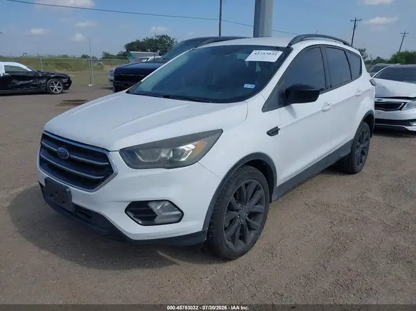 1FMCU0GD3JUC59100 2018 FORD ESCAPE - Image 2