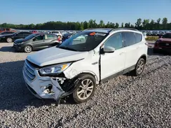 1FMCU0GD3JUC77113 2018 FORD ESCAPE