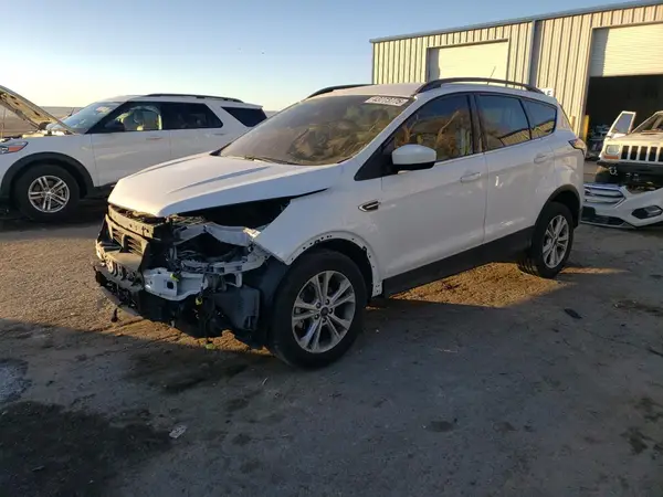 1FMCU0GD3JUC87530 2018 FORD ESCAPE - Image 1