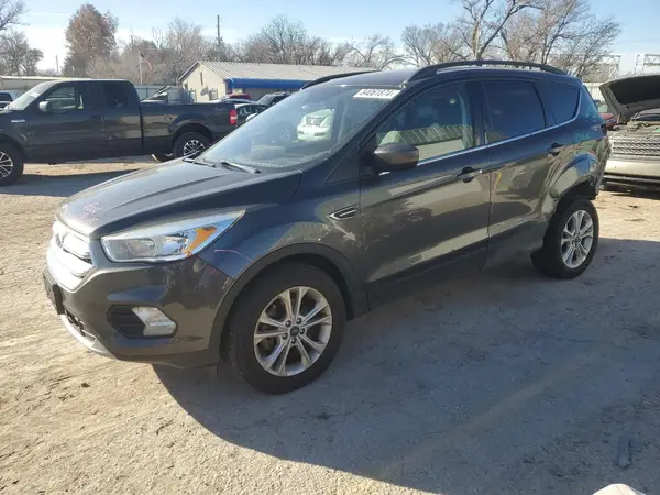1FMCU0GD3JUD23748 2018 FORD ESCAPE - Image 1