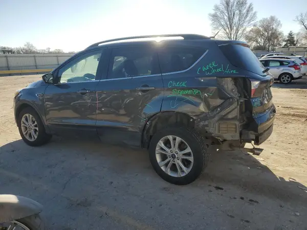 1FMCU0GD3JUD23748 2018 FORD ESCAPE - Image 2