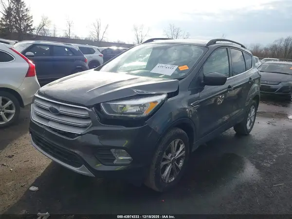 1FMCU0GD3JUD56989 2018 FORD ESCAPE - Image 2