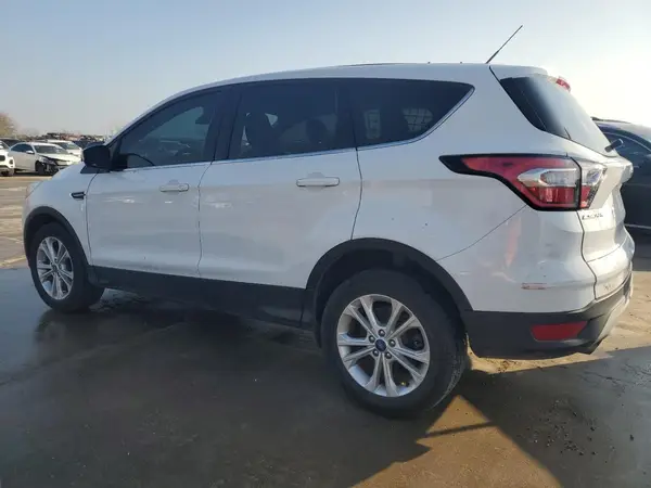 1FMCU0GD3JUD61139 2018 FORD ESCAPE - Image 2