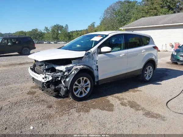 1FMCU0GD3KUA03301 2019 FORD ESCAPE - Image 2