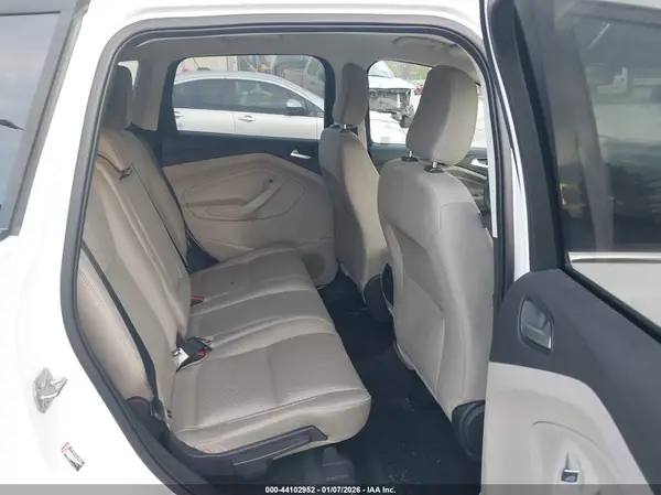 1FMCU0GD3KUA10670 2019 FORD ESCAPE - Image 8