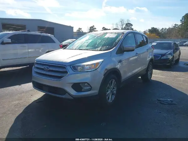 1FMCU0GD3KUA11026 2019 FORD ESCAPE - Image 2
