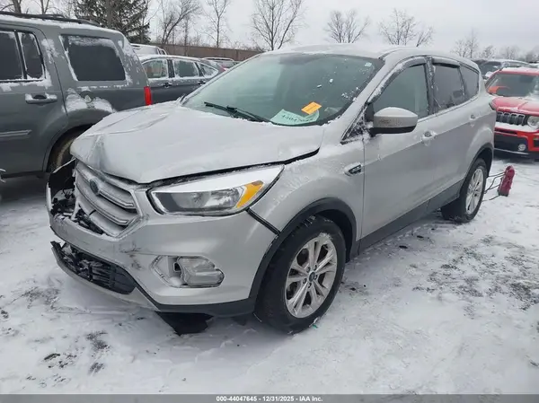 1FMCU0GD3KUA14833 2019 FORD ESCAPE - Image 2
