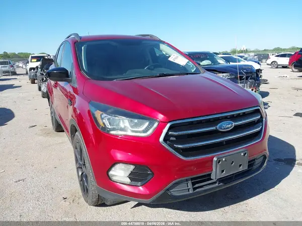 1FMCU0GD3KUA18008 2019 FORD ESCAPE - Image 1