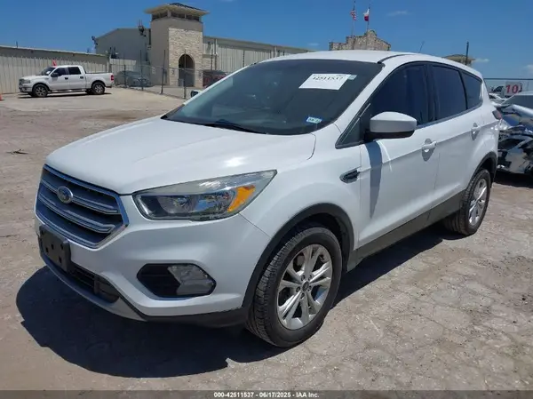 1FMCU0GD3KUA62879 2019 FORD ESCAPE - Image 2