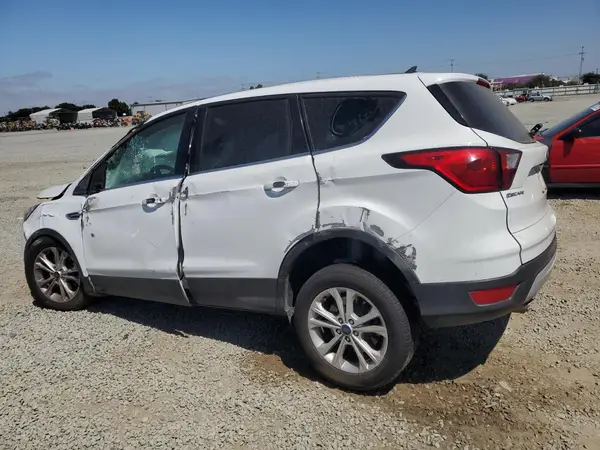 1FMCU0GD3KUA63773 2019 FORD ESCAPE - Image 2