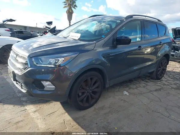 1FMCU0GD3KUA64874 2019 FORD ESCAPE - Image 2