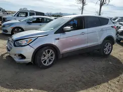 1FMCU0GD3KUA72005 2019 FORD ESCAPE