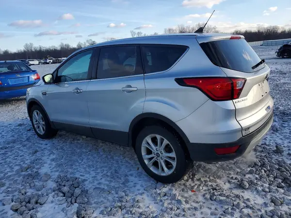1FMCU0GD3KUA76023 2019 FORD ESCAPE - Image 2