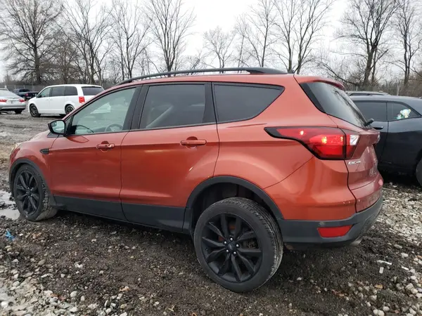1FMCU0GD3KUA76877 2019 FORD ESCAPE - Image 2