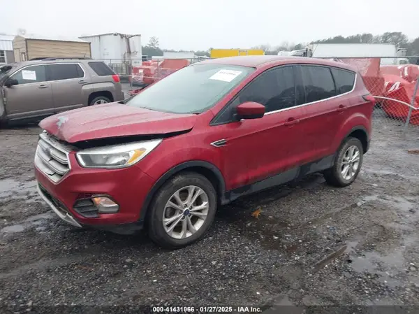 1FMCU0GD3KUA88155 2019 FORD ESCAPE - Image 2