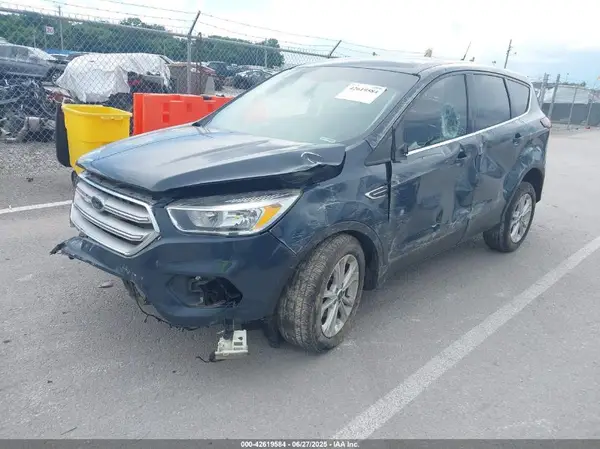 1FMCU0GD3KUB10932 2019 FORD ESCAPE - Image 2