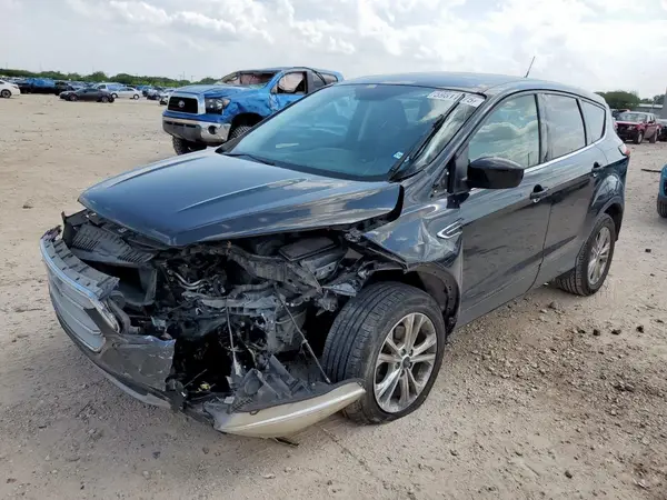 1FMCU0GD3KUB14219 2019 FORD ESCAPE - Image 1