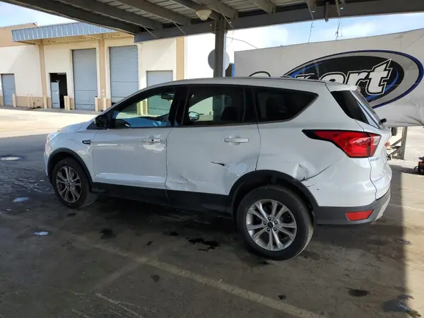 1FMCU0GD3KUB14690 2019 FORD ESCAPE - Image 2