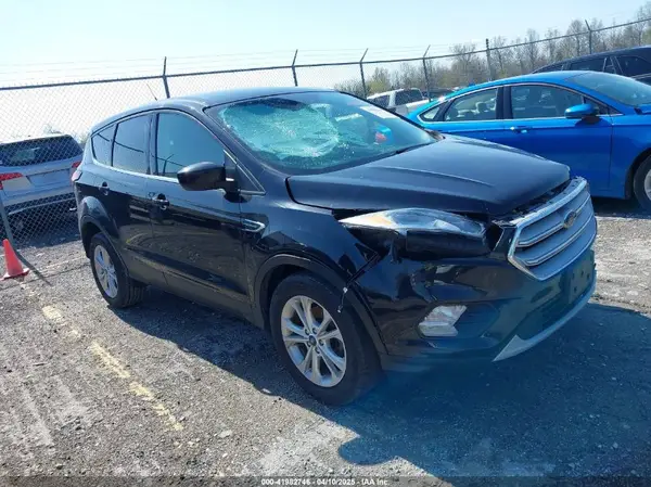 1FMCU0GD3KUB32719 2019 FORD ESCAPE - Image 1