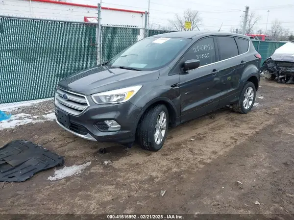 1FMCU0GD3KUB87381 2019 FORD ESCAPE - Image 2