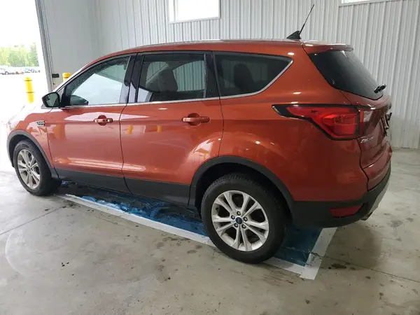 1FMCU0GD3KUC36370 2019 FORD ESCAPE - Image 2