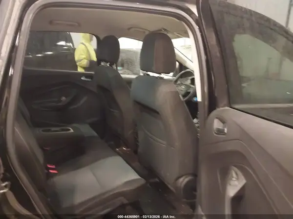 1FMCU0GD4HUA05812 2017 FORD ESCAPE - Image 8