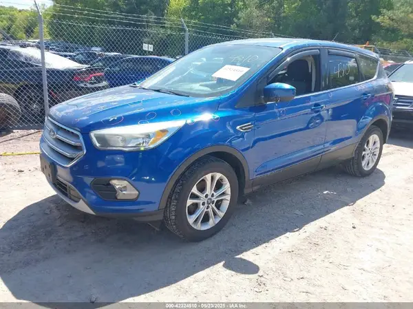 1FMCU0GD4HUA29530 2017 FORD ESCAPE - Image 2