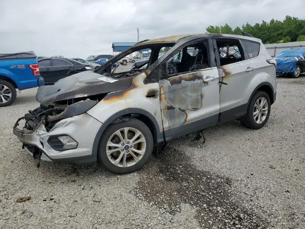 1FMCU0GD4HUA45856 2017 FORD ESCAPE - Image 1