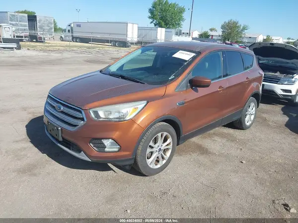 1FMCU0GD4HUA68828 2017 FORD ESCAPE - Image 2