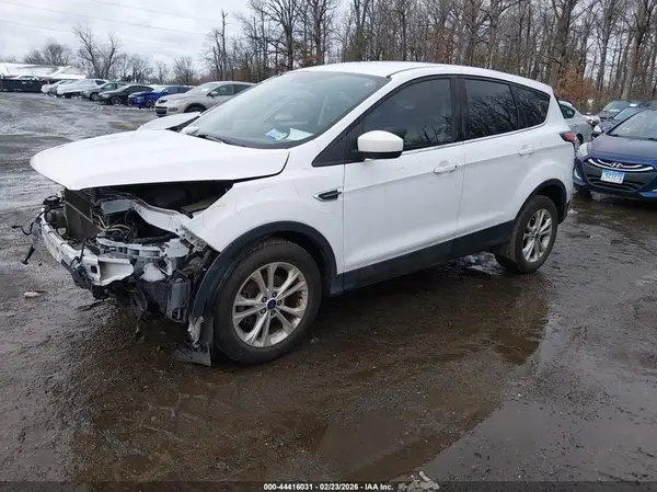 1FMCU0GD4HUA80641 2017 FORD ESCAPE - Image 2