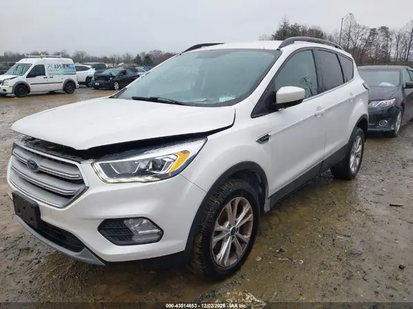 1FMCU0GD4HUA89212 2017 FORD ESCAPE - Image 2