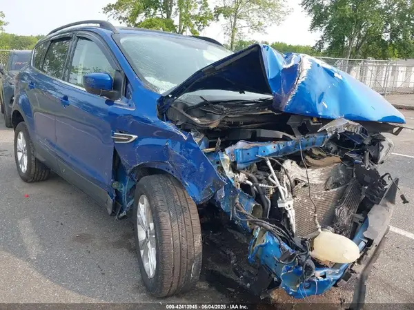 1FMCU0GD4HUA89470 2017 FORD ESCAPE - Image 1