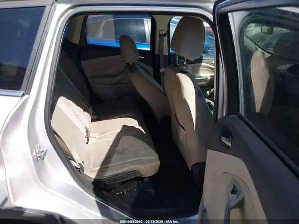 1FMCU0GD4HUB03562 2017 FORD ESCAPE - Image 8