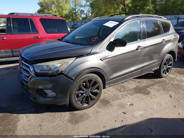 1FMCU0GD4HUB15923 2017 FORD ESCAPE - Image 2