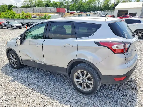 1FMCU0GD4HUB21110 2017 FORD ESCAPE - Image 2