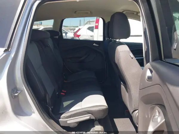 1FMCU0GD4HUB29160 2017 FORD ESCAPE - Image 8