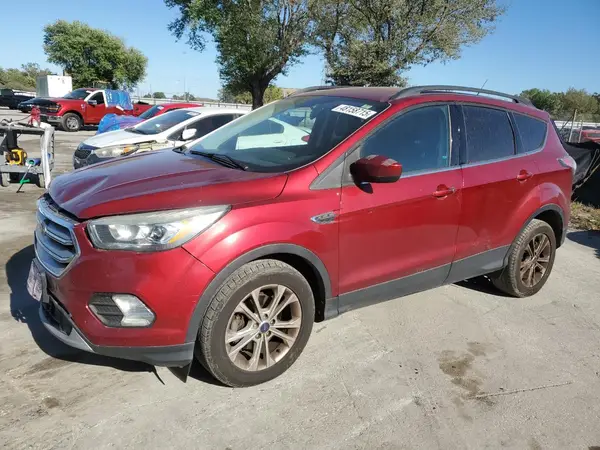 1FMCU0GD4HUB51322 2017 FORD ESCAPE - Image 1