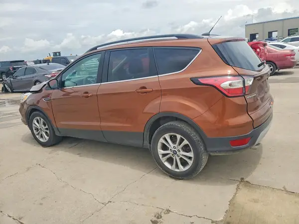 1FMCU0GD4HUB77354 2017 FORD ESCAPE - Image 2