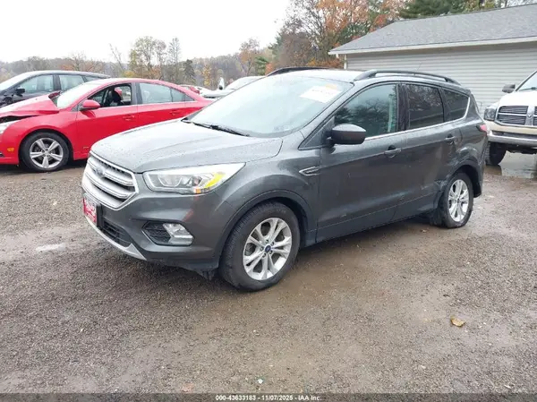 1FMCU0GD4HUB82313 2017 FORD ESCAPE - Image 2
