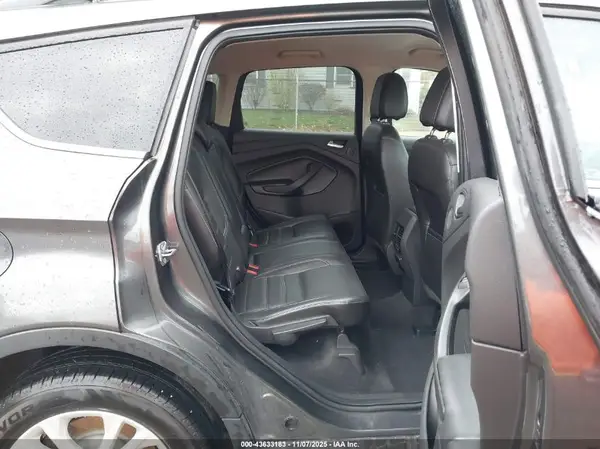 1FMCU0GD4HUB82313 2017 FORD ESCAPE - Image 8