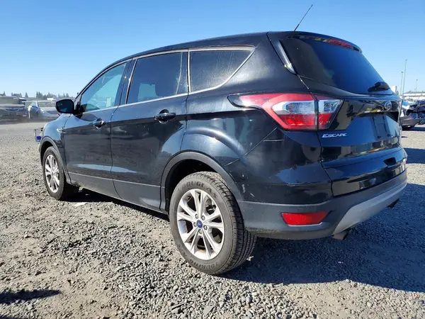 1FMCU0GD4HUB82862 2017 FORD ESCAPE - Image 2
