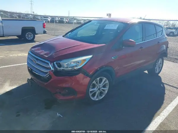1FMCU0GD4HUB99208 2017 FORD ESCAPE - Image 2