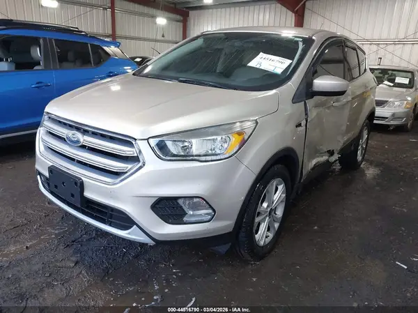 1FMCU0GD4HUC02477 2017 FORD ESCAPE - Image 2