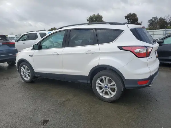 1FMCU0GD4HUC02480 2017 FORD ESCAPE - Image 2