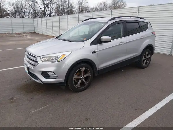 1FMCU0GD4HUC08179 2017 FORD ESCAPE - Image 2
