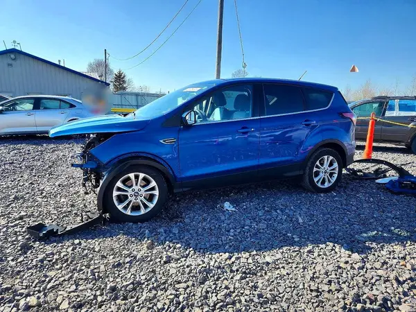 1FMCU0GD4HUC09770 2017 FORD ESCAPE - Image 1