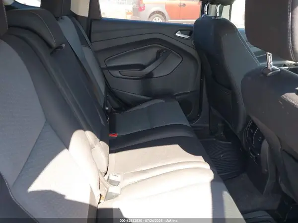 1FMCU0GD4HUC12118 2017 FORD ESCAPE - Image 8