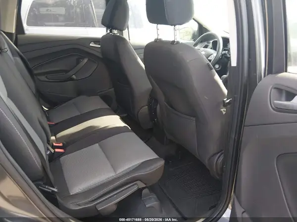1FMCU0GD4HUC31932 2017 FORD ESCAPE - Image 8