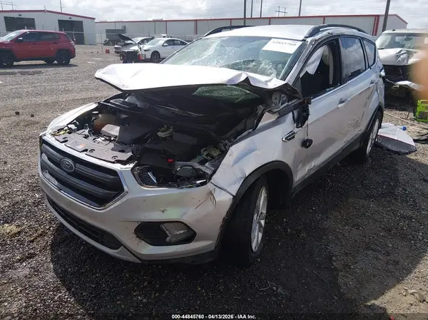1FMCU0GD4HUC37990 2017 FORD ESCAPE - Image 2