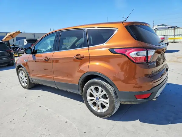 1FMCU0GD4HUC39416 2017 FORD ESCAPE - Image 2
